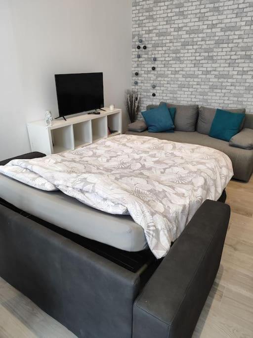 Grand Volume Calme Centre-Ville Tan1 Камбре Екстериор снимка